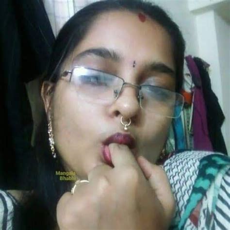 deshi pussy pic|Desi Pussy Porn Pics & Naked Photos